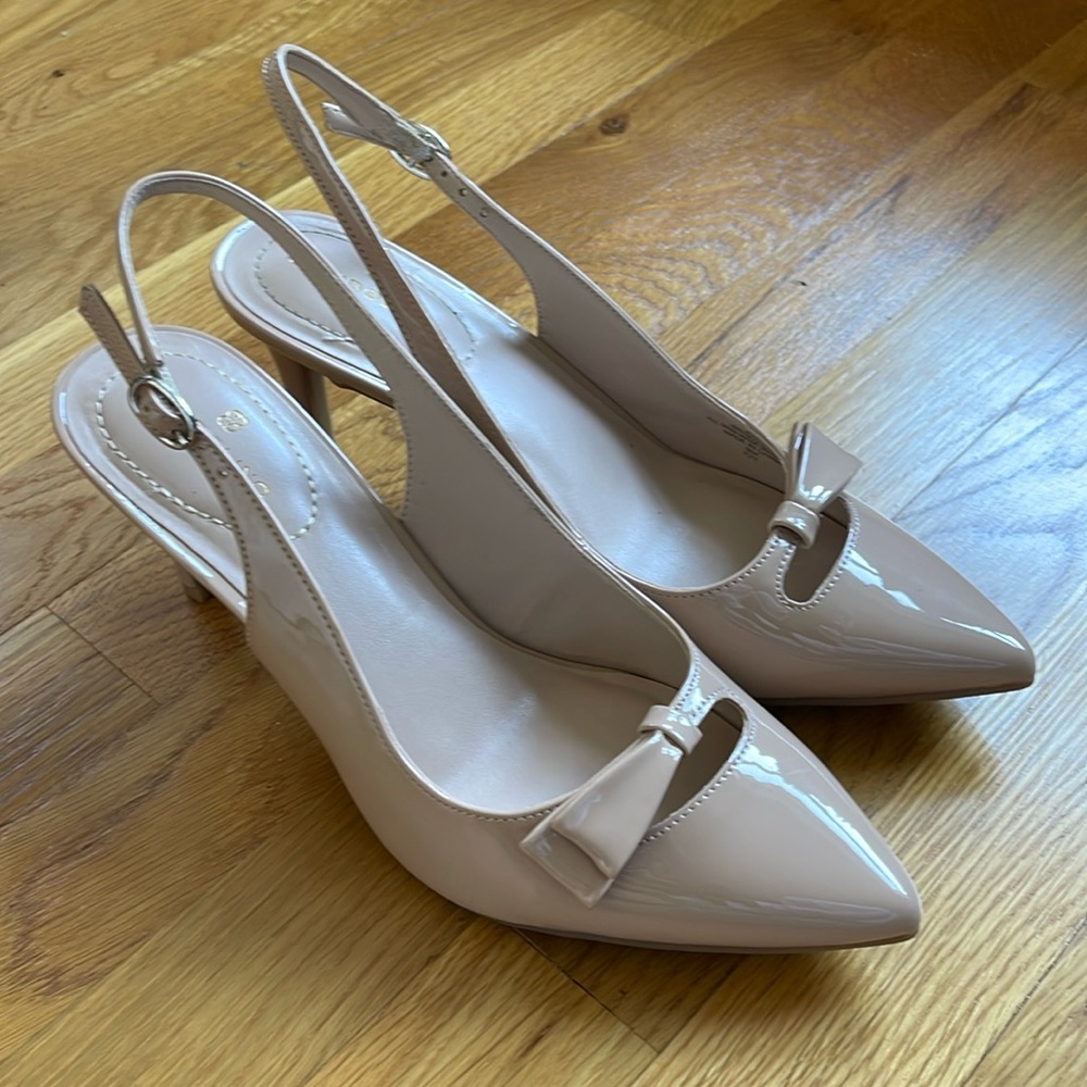 Bandolino Slingback Pumps